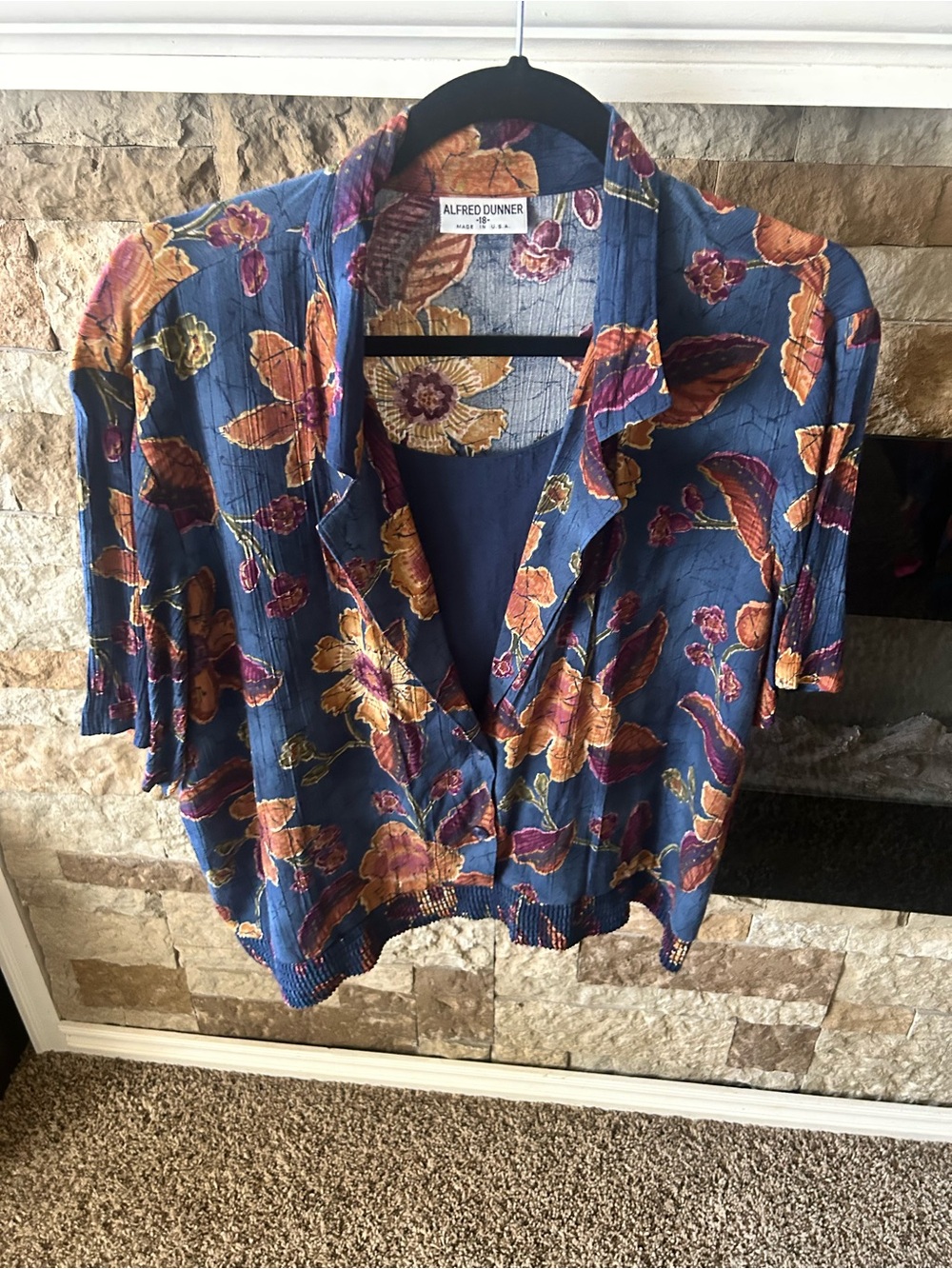 90s Vintage Alfred Dunner Blue Floral Short Sleeve Blouse with Built in Cami